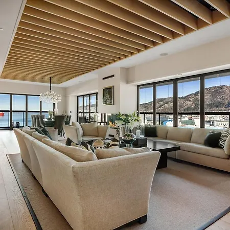 Exclusive Penthouse With Bryggen Views I Must Leilighet Bergen