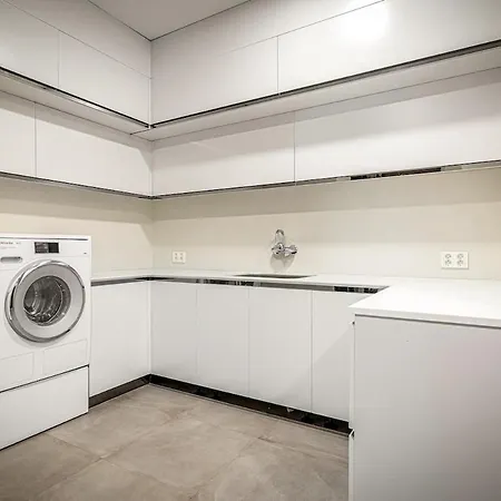 Exclusive Penthouse With Bryggen Views I Must * Bergen