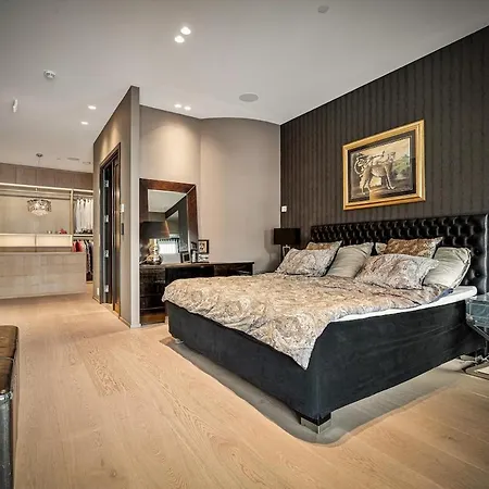 Exclusive Penthouse With Bryggen Views I Must Bergen