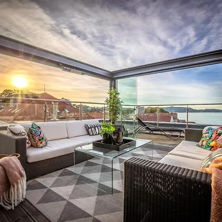 Exclusive Penthouse With Bryggen Views I Must Bergen