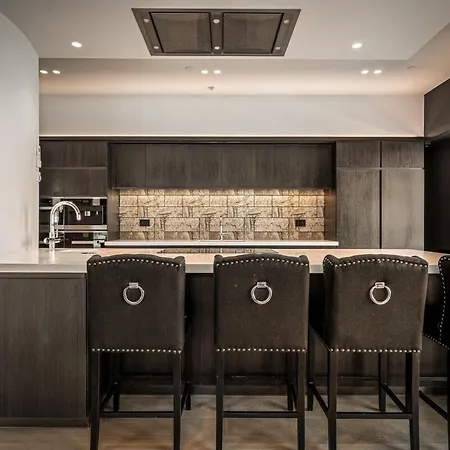 Exclusive Penthouse With Bryggen Views I Must