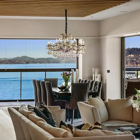 Exclusive Penthouse With Bryggen Views I Must Leilighet Bergen