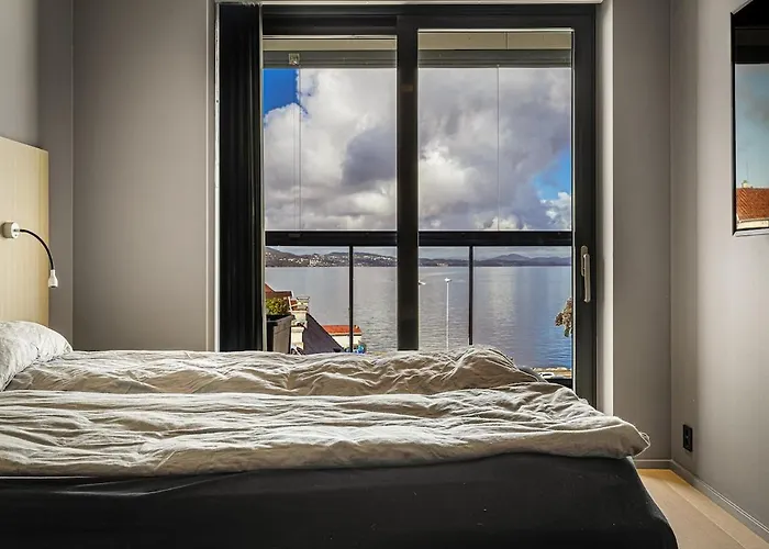 Exclusive Penthouse With Bryggen Views I Must Bergen
