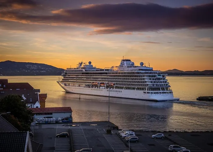 Apartment Exclusive Penthouse With Bryggen Views I Must Bergen
