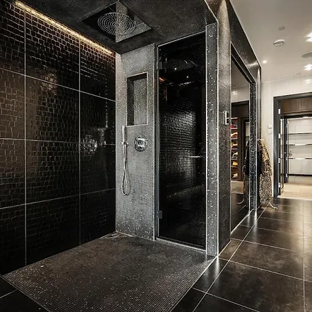 Exclusive Penthouse With Bryggen Views I Must * Берген