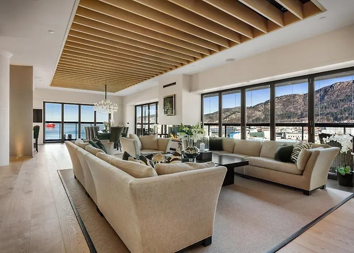 Exclusive Penthouse With Bryggen Views I Must Lägenhet Bergen