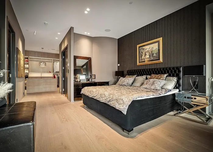 Exclusive Penthouse With Bryggen Views I Must 베르겐