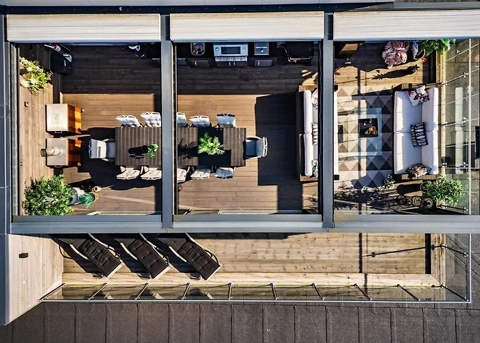 아파트 Exclusive Penthouse With Bryggen Views I Must 베르겐