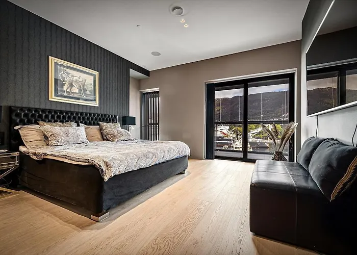 아파트 Exclusive Penthouse With Bryggen Views I Must 베르겐