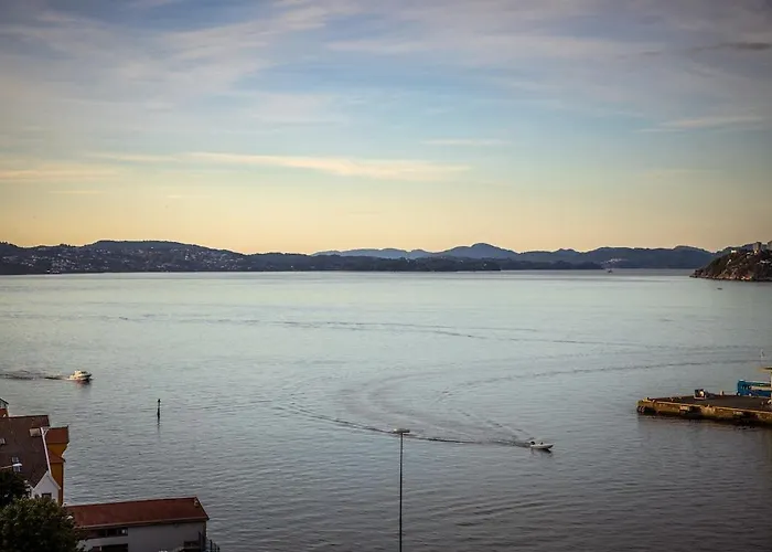Exclusive Penthouse With Bryggen Views I Must * 베르겐