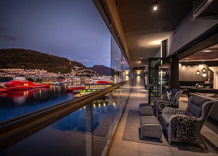 Exclusive Penthouse With Bryggen Views I Must * Bergen